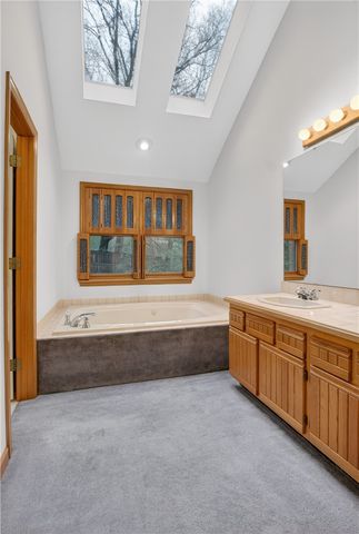 425 Stag Horn Dr, Mccandless, PA 15090