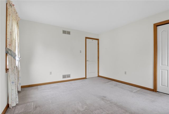 425 Stag Horn Dr, Mccandless, PA 15090