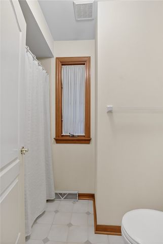 425 Stag Horn Dr, Mccandless, PA 15090