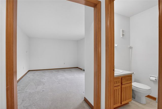 425 Stag Horn Dr, Mccandless, PA 15090