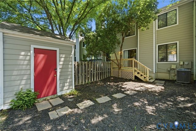 1907 Airy Cir, Henrico, VA 23238