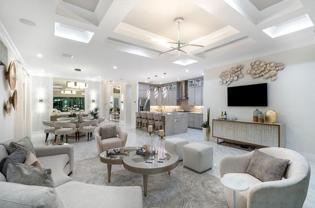 12672 Solana Bay Circle, Palm Beach Gardens, FL 33412