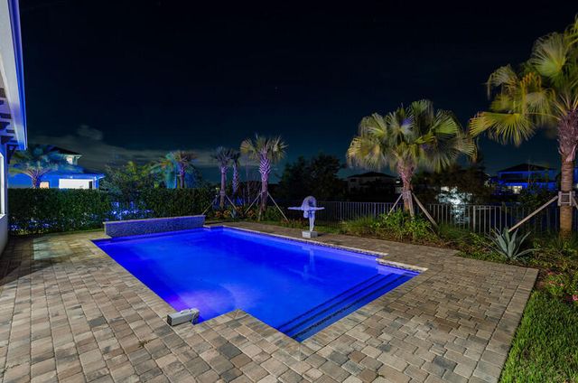 12672 Solana Bay Circle, Palm Beach Gardens, FL 33412