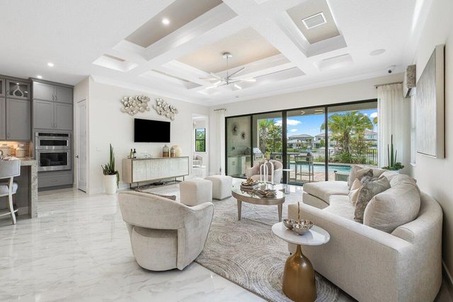 12672 Solana Bay Circle, Palm Beach Gardens, FL 33412