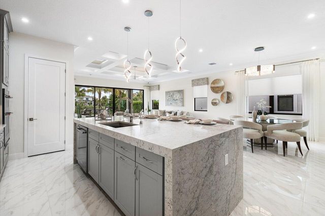 12672 Solana Bay Circle, Palm Beach Gardens, FL 33412