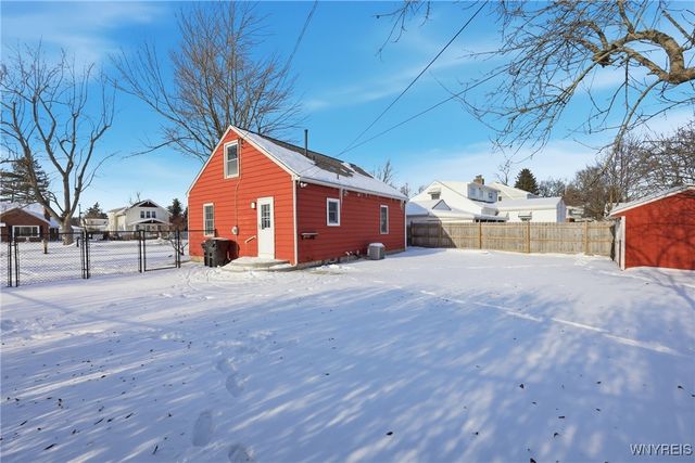 90 Willow Drive, Tonawanda, NY 14150