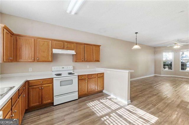 6750 Sunset Hills Boulevard, Rex, GA 30273