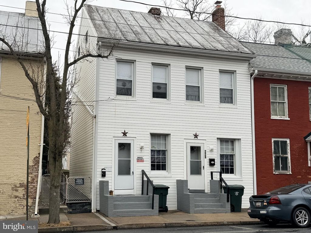 226 S POTOMAC ST S, Hagerstown, MD 21740