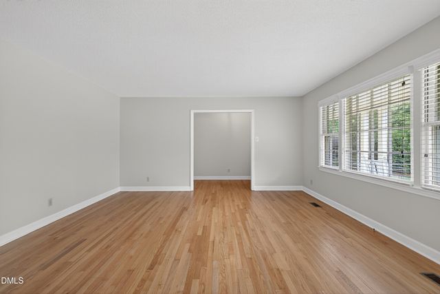 18 Dubarry Court, Durham, NC 27705