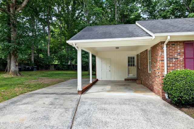 18 Dubarry Court, Durham, NC 27705