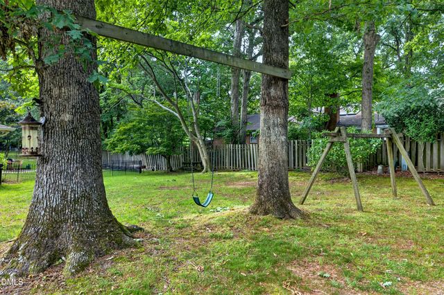 18 Dubarry Court, Durham, NC 27705