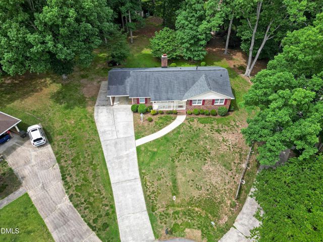 18 Dubarry Court, Durham, NC 27705