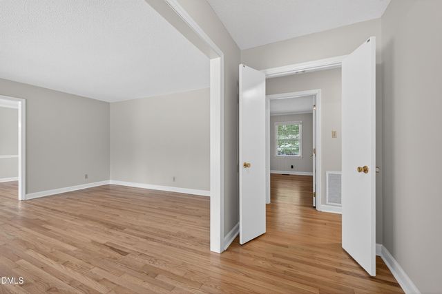 18 Dubarry Court, Durham, NC 27705
