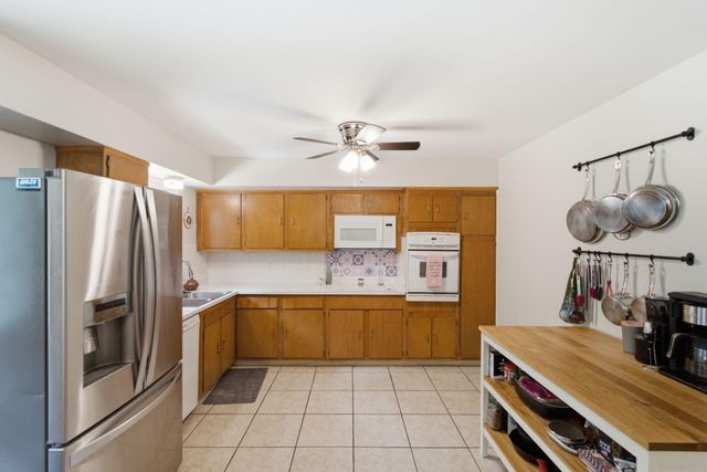 3343 Sutherland Drive, Lexington, KY 40517