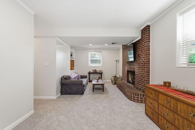 3343 Sutherland Drive, Lexington, KY 40517