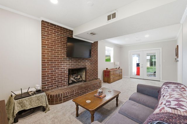 3343 Sutherland Drive, Lexington, KY 40517