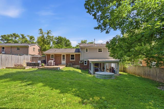 3343 Sutherland Drive, Lexington, KY 40517