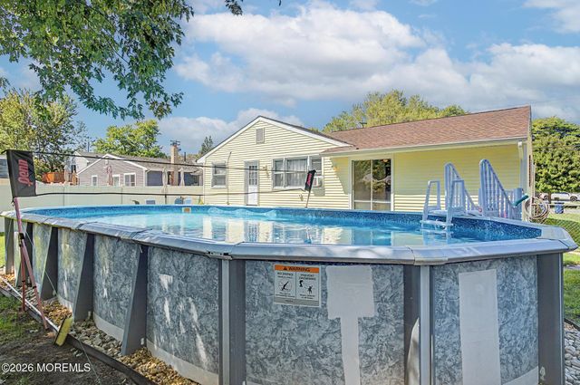 309 Twin Lakes Boulevard, Little Egg Harbor, NJ 08087