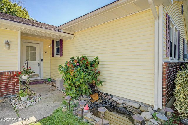 309 Twin Lakes Boulevard, Little Egg Harbor, NJ 08087