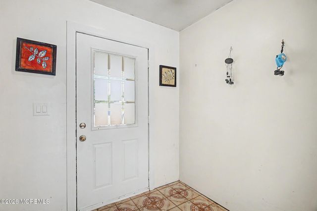 309 Twin Lakes Boulevard, Little Egg Harbor, NJ 08087