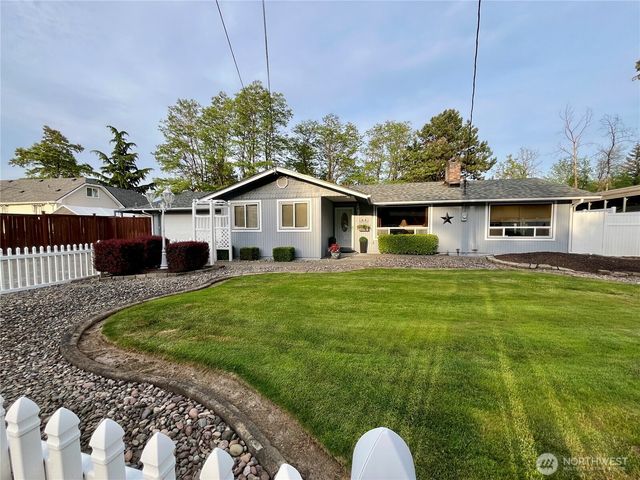 14415 Golden Given Road E, Tacoma, WA 98445
