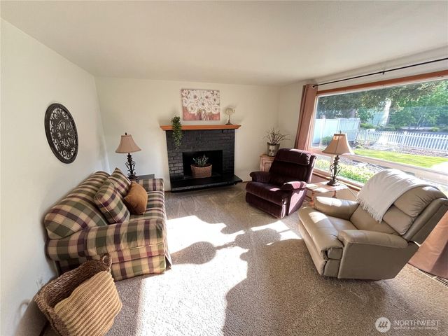 14415 Golden Given Road E, Tacoma, WA 98445