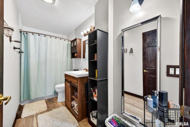 207 N LINNHILL Lane, Washington, IL 61571