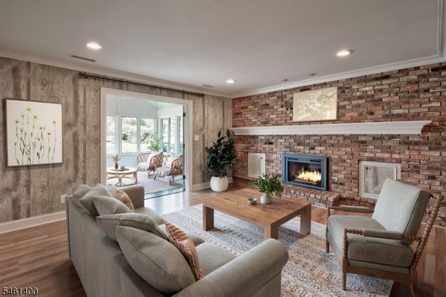 4 Brook Hollow Rd, Peapack Gladstone Boro, NJ 07934