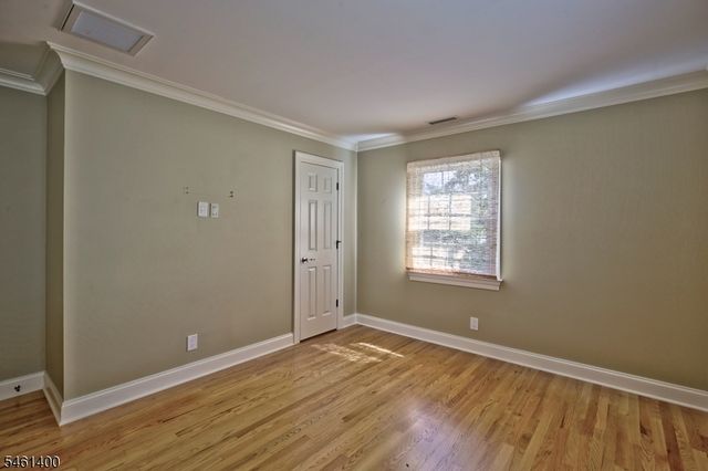 4 Brook Hollow Rd, Peapack Gladstone Boro, NJ 07934