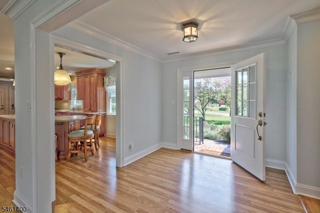 4 Brook Hollow Rd, Peapack Gladstone Boro, NJ 07934