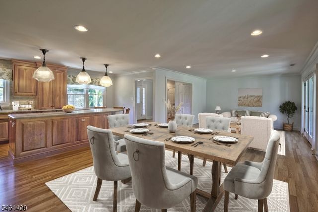 4 Brook Hollow Rd, Peapack Gladstone Boro, NJ 07934
