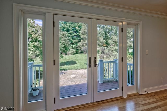 4 Brook Hollow Rd, Peapack Gladstone Boro, NJ 07934
