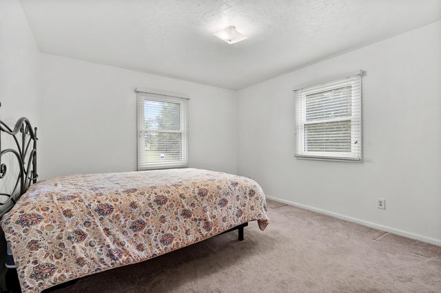 42598 15th Avenue, Bloomingdale, MI 49026