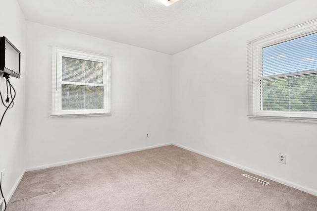 42598 15th Avenue, Bloomingdale, MI 49026