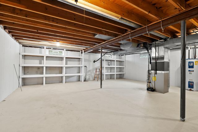 42598 15th Avenue, Bloomingdale, MI 49026