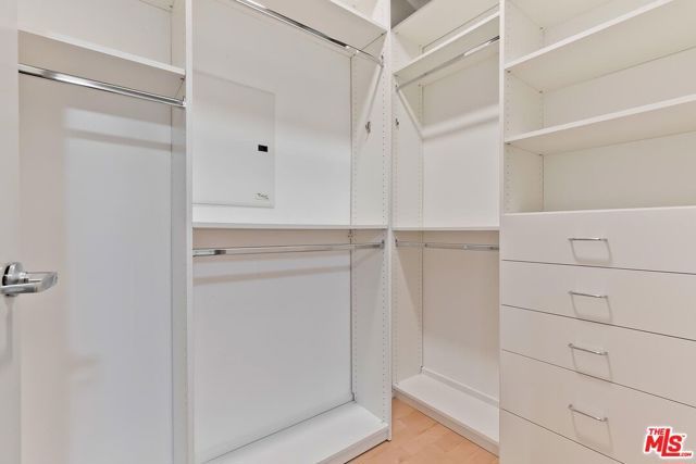 645 W 9th Street 500, Los Angeles, CA 90015