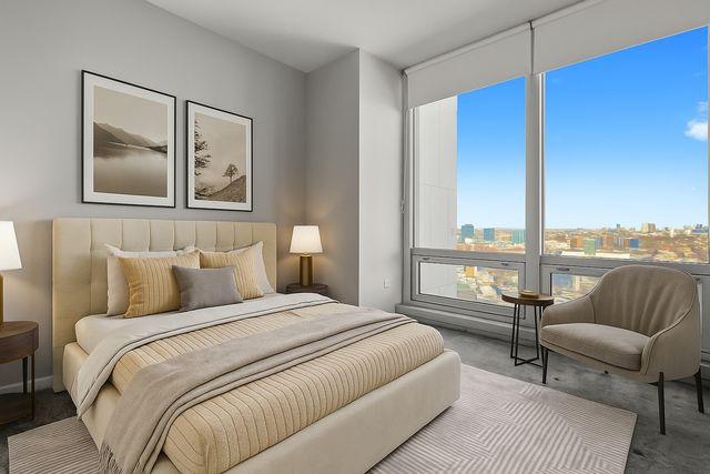 500 W Superior Street 2002, Chicago, IL 60654