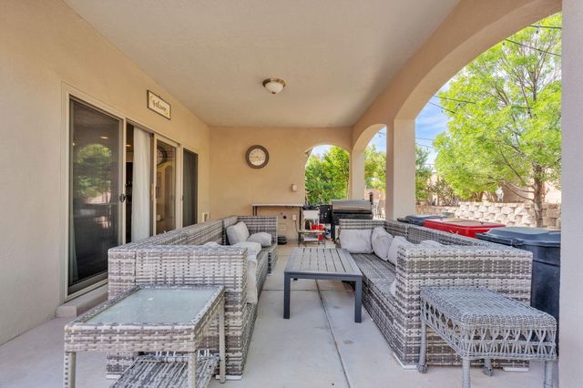 7305 Nome Drive NE, Rio Rancho, NM 87144
