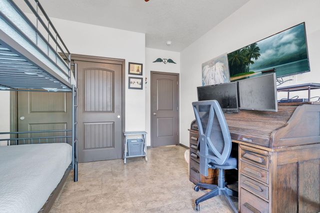 7305 Nome Drive NE, Rio Rancho, NM 87144