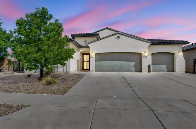 7305 Nome Drive NE, Rio Rancho, NM 87144