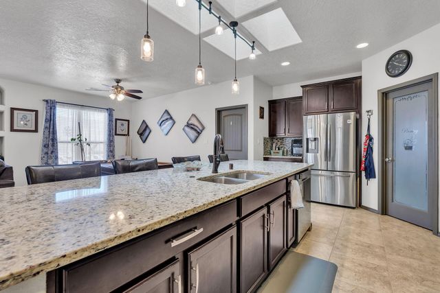 7305 Nome Drive NE, Rio Rancho, NM 87144