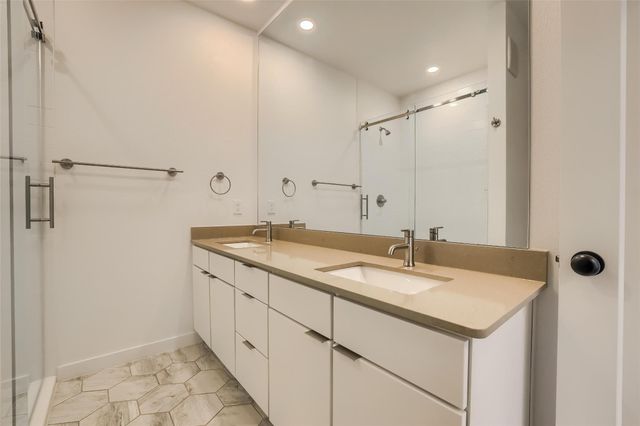 5924 S Congress Ave 62S, Austin, TX 78745