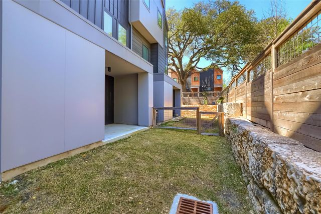 5924 S Congress Ave 62S, Austin, TX 78745