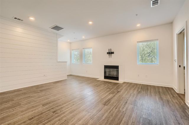 5924 S Congress Ave 62S, Austin, TX 78745