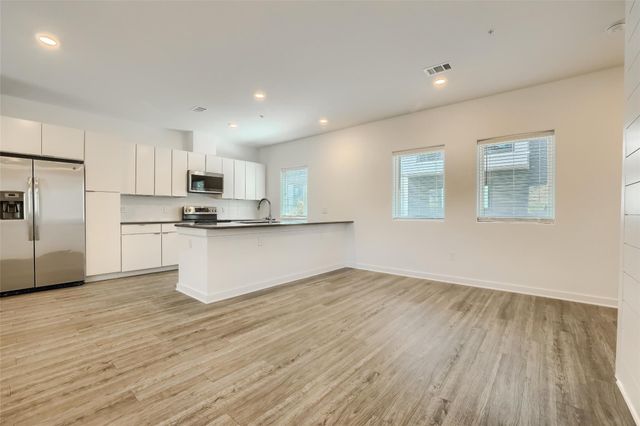 5924 S Congress Ave 62S, Austin, TX 78745
