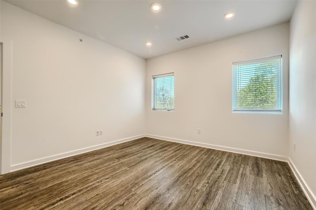 5924 S Congress Ave 62S, Austin, TX 78745