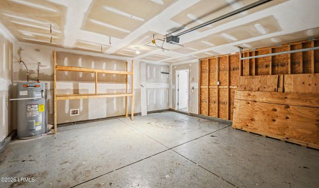 70 Shadow Moss Drive, Beaufort, SC 29906