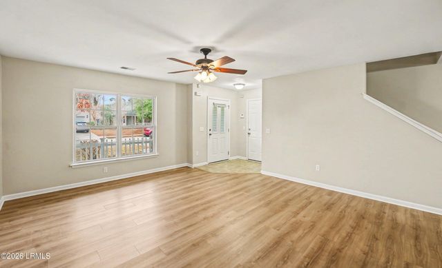 70 Shadow Moss Drive, Beaufort, SC 29906