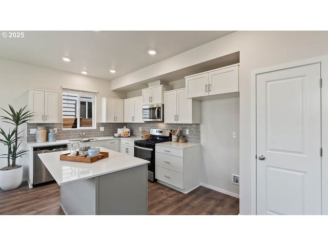 3564 Sw Binford Ave, Gresham, OR 97080