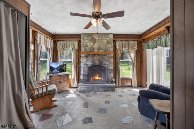 6 Odell Rd, Vernon Twp., NJ 07462